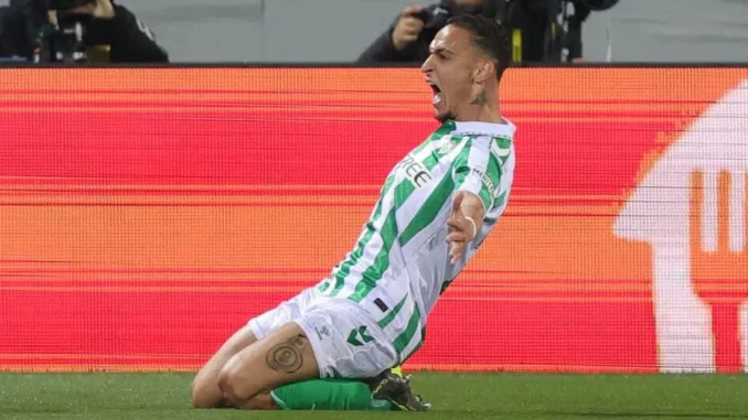 From Spain Barcelona eyeing shock loan move for left-footed United forward, player open to the possibility