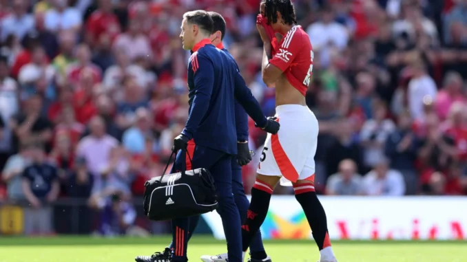 MUTV pundit drops telling Leny Yoro injury update prediction after what he did while coming off