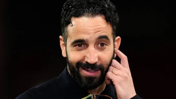 ManUtdreadytocatchpeopleoutwithsurprisesigning-ChrisWheele-ezgif.com-avif-to-webp-converter